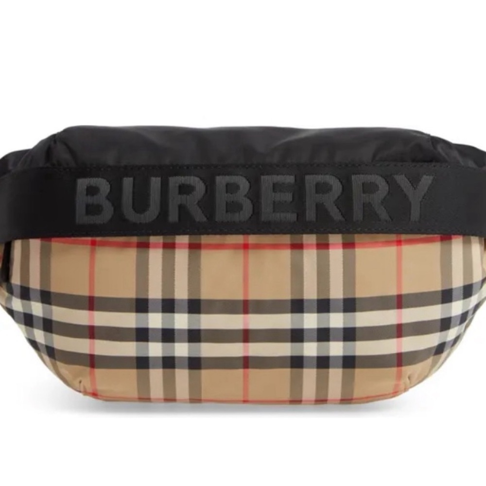 EUC Burberry Belt Bag - Unisex in Vintage Check Colour - Picture 3 of 10